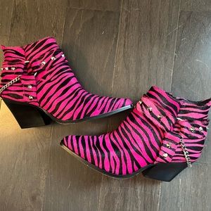 Jessica Simpson punk hot pink zebra pattern booties sz 9
